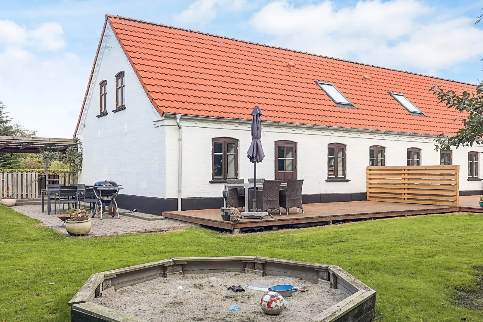 4 sterren vakantie huis in Asaa