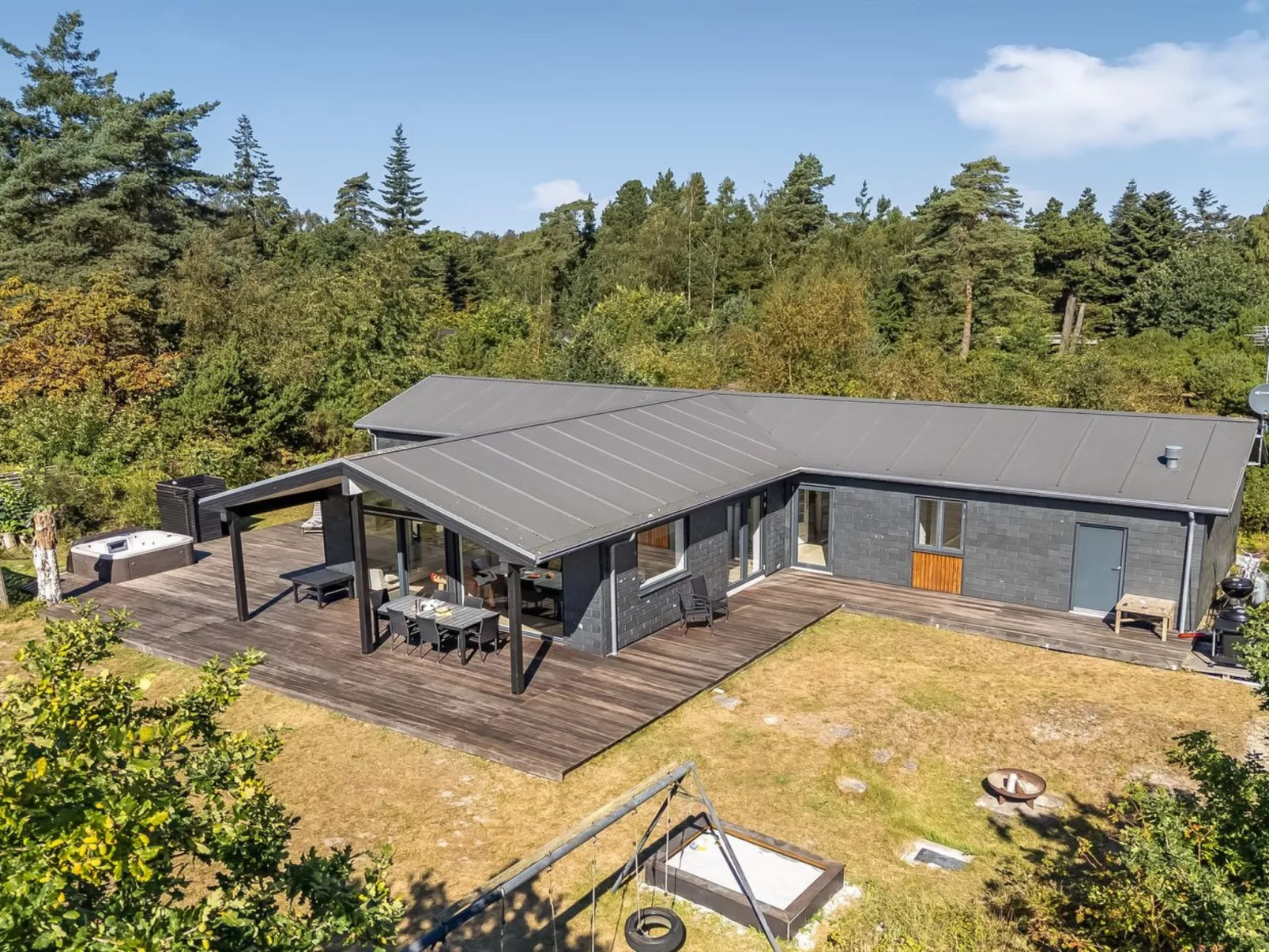 "Milda" - 100m from the sea