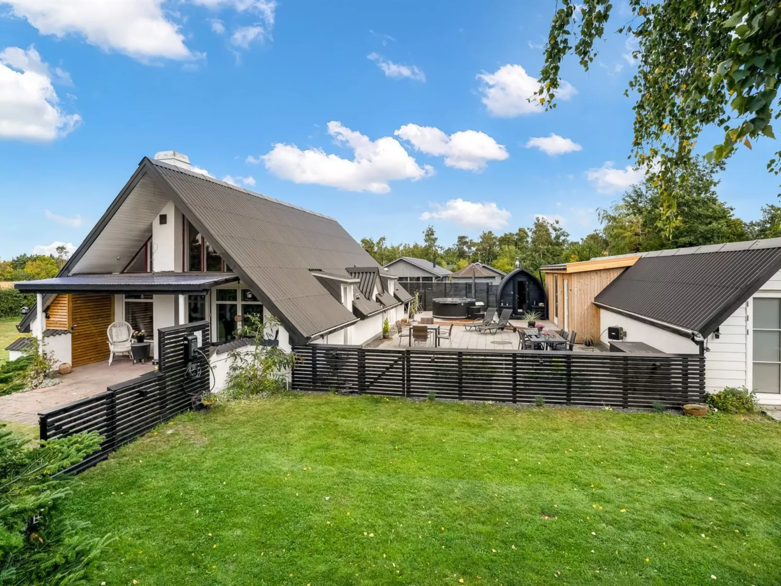 "Milutin" - 650m from the sea