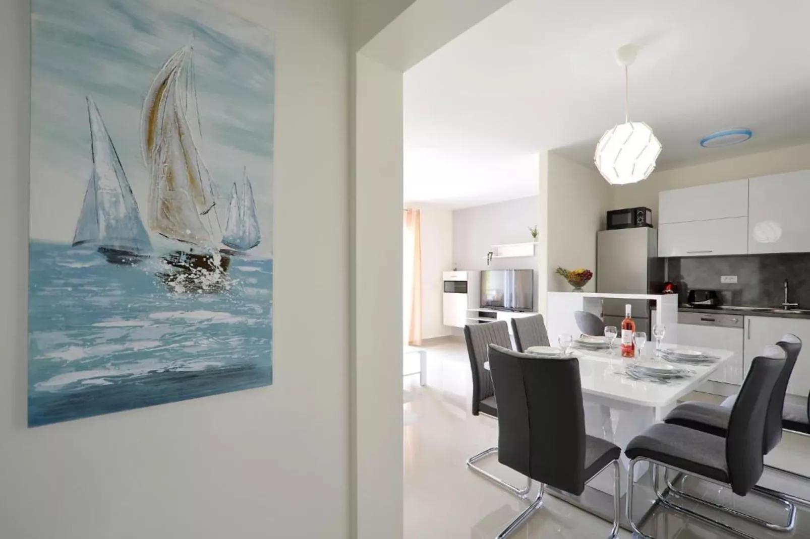 Apartment Sunshine Trogir - Three Bedroom Apartment with Balcony