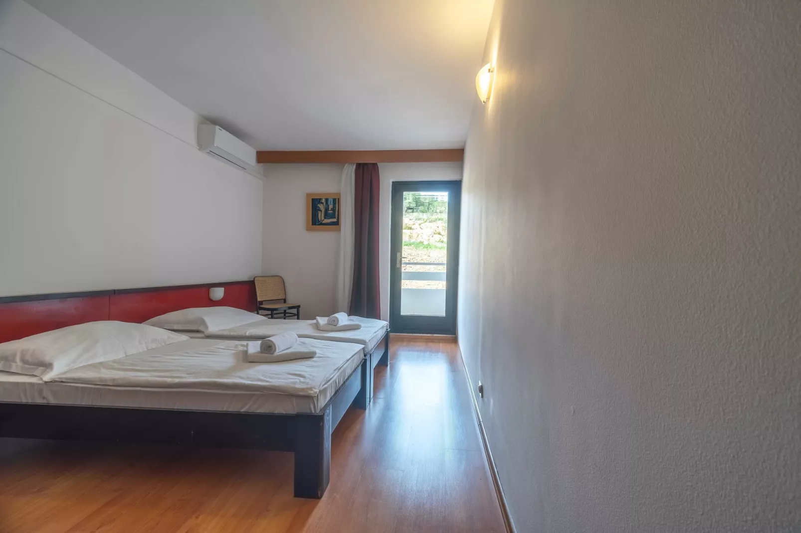 Hotel Issa - Double Room Park View 15