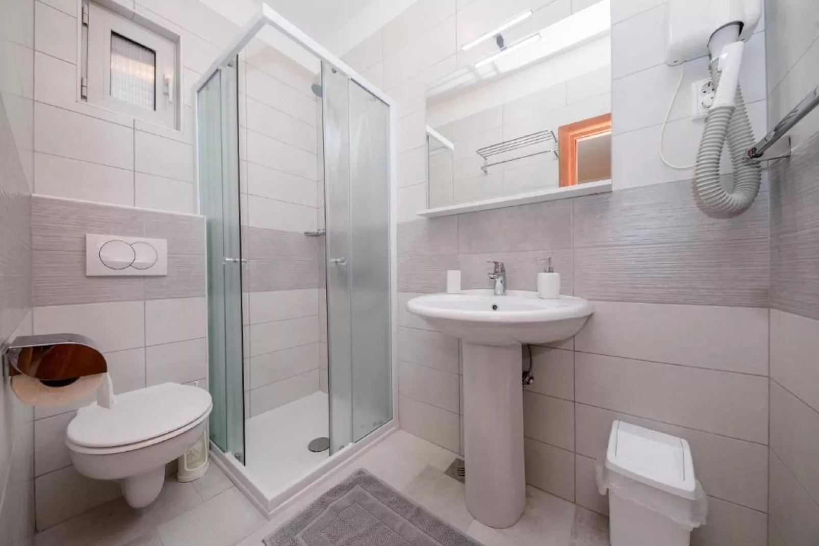 Guest House Villa Anggela - Standard Double room with Balcony and Sea View (BR2)