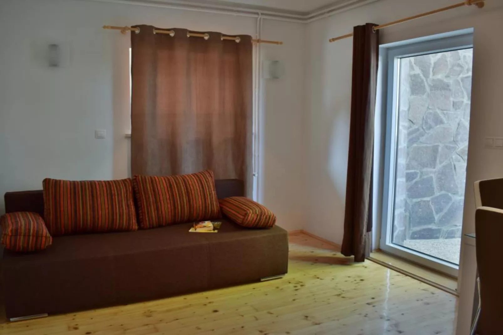 Zevnik Quiet Retreat with Stunning Views and Equestrian Activities - Standard One Bedroom Apartment