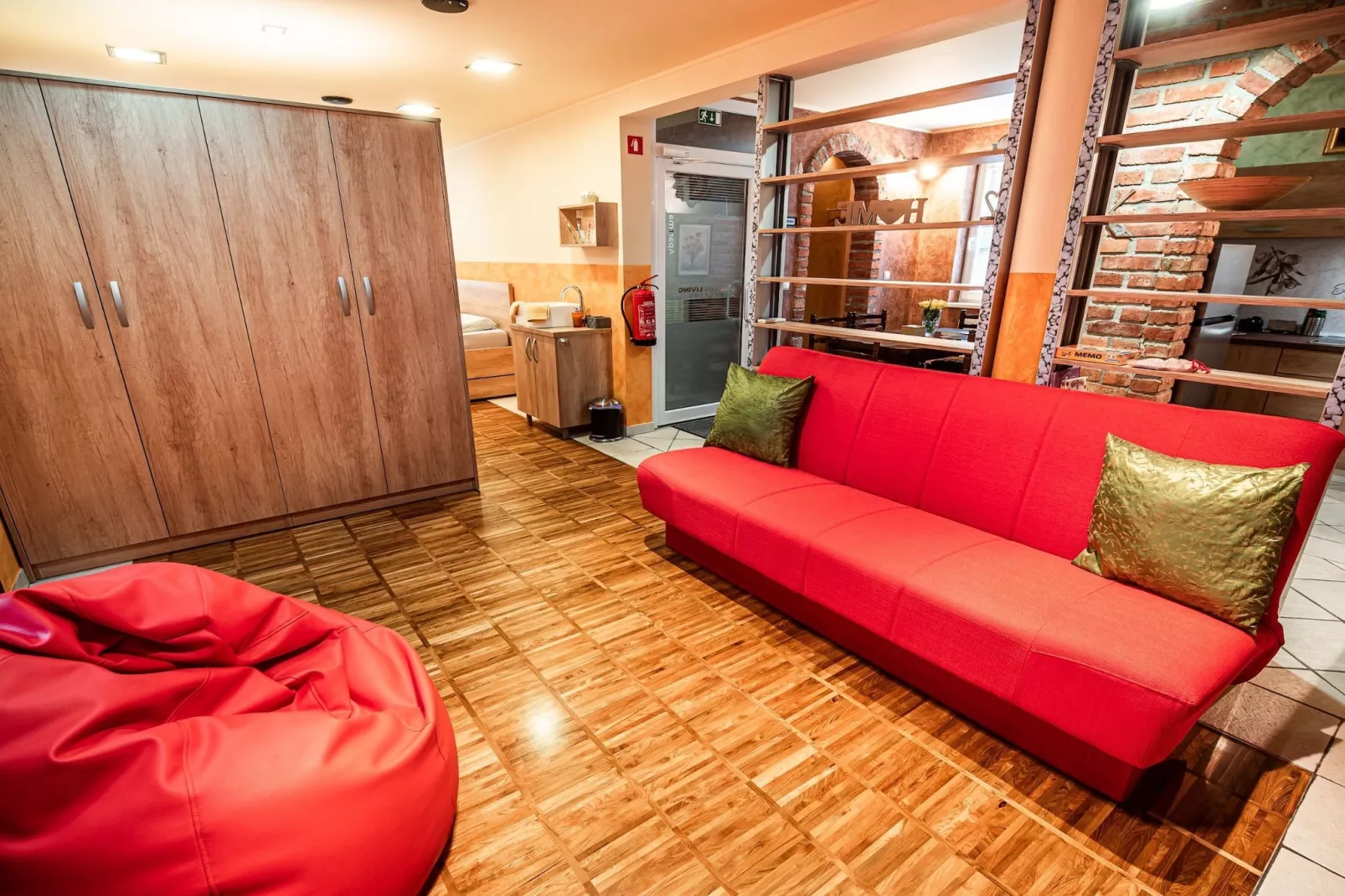 Elegant and Stylish Retreat Apartments with Terrace - Two Bedroom Apartment with Terrace