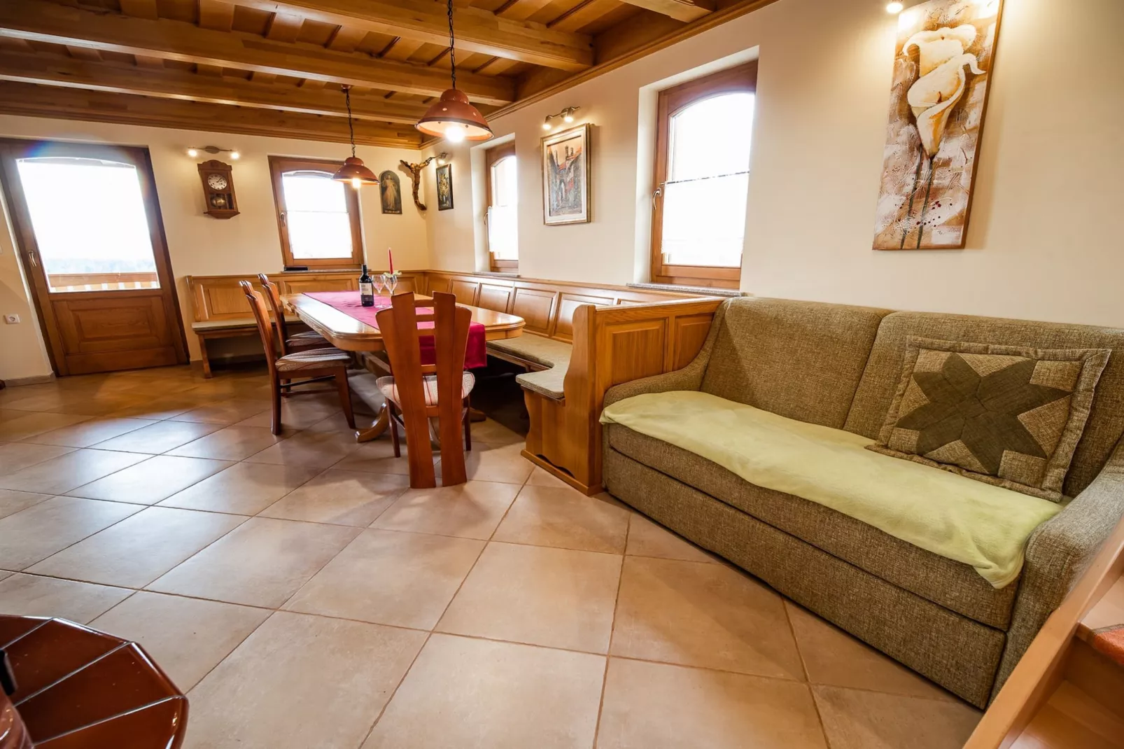 Vivid Hillside Country House with Hot-Tub and Sauna - Two Bedroom Country House