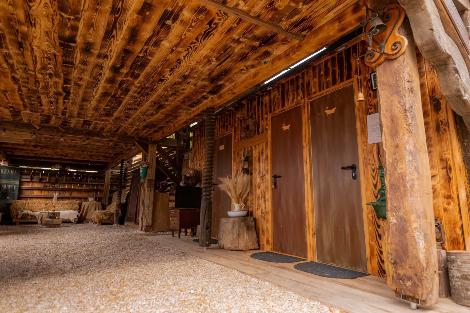 Rustic Refuge Glamping with Hot-Tub and Sauna - Double room with Terrace