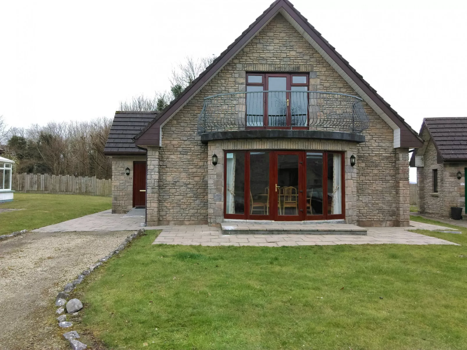 Galway Bay (TR4)Lodge