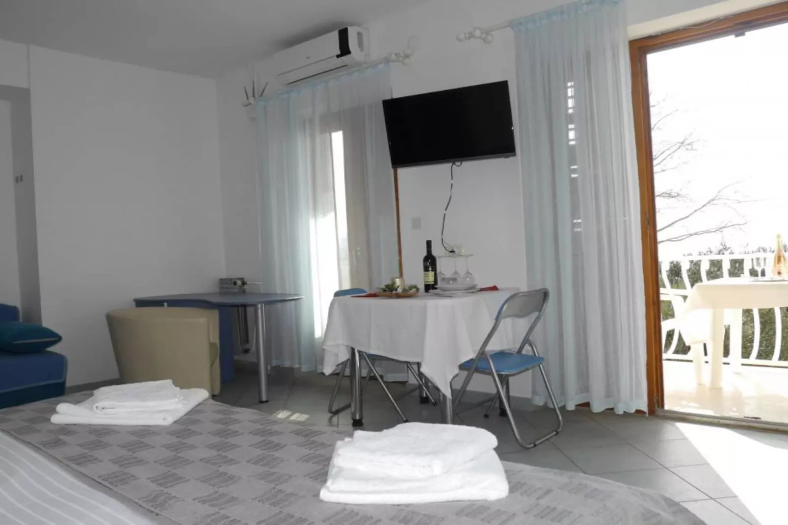 Dugi Rat Seaside Apartments - Studio Apartment 2