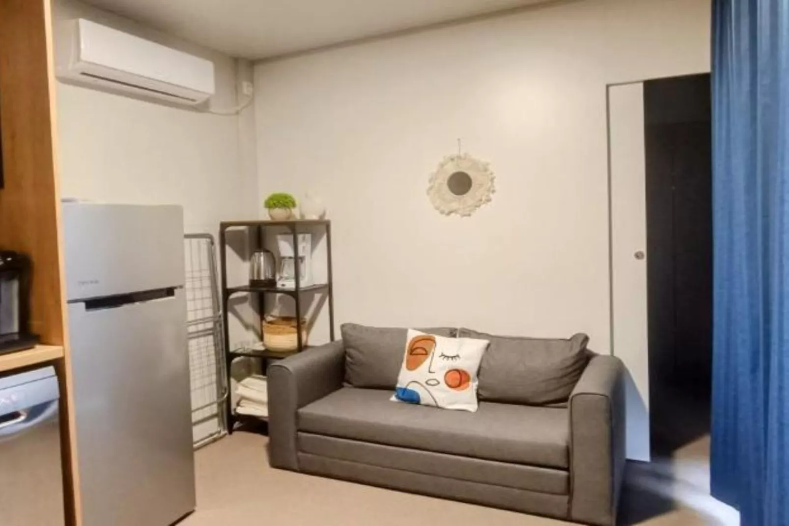 SAK Mobile Homes - Classic Two Bedroom Mobile Home with Terrace and Sea View (Br2)