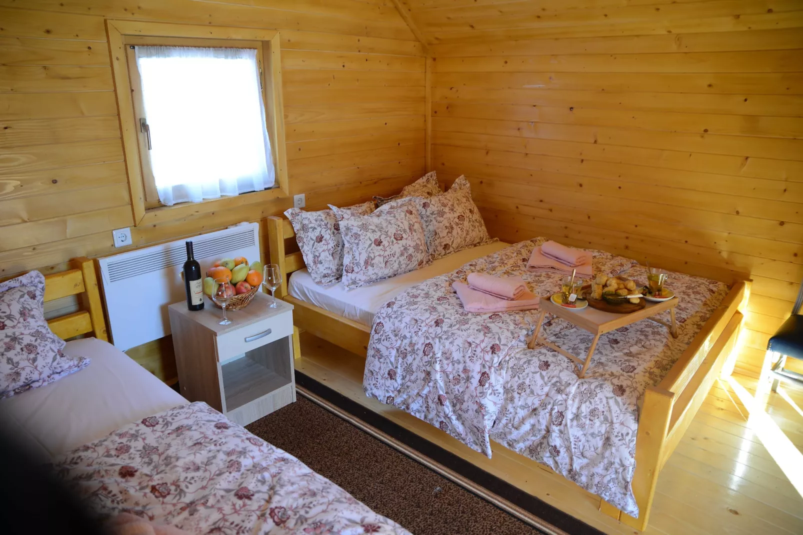 Cozy Berane Stay in Ski Area with On-Site Restaurant - Comfort Cottage with balcony