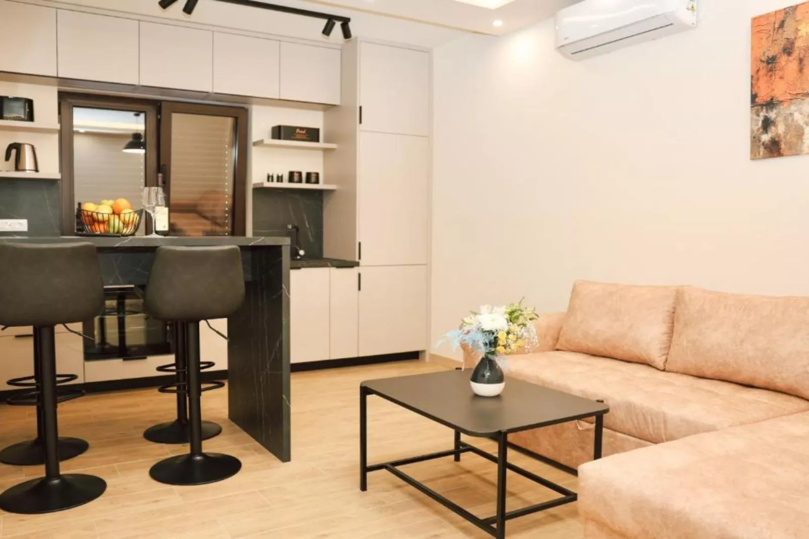 Stylish Apartment with Modern Elegance in Herceg Novi Area - Deluxe One Bedroom Apartment with Balcony