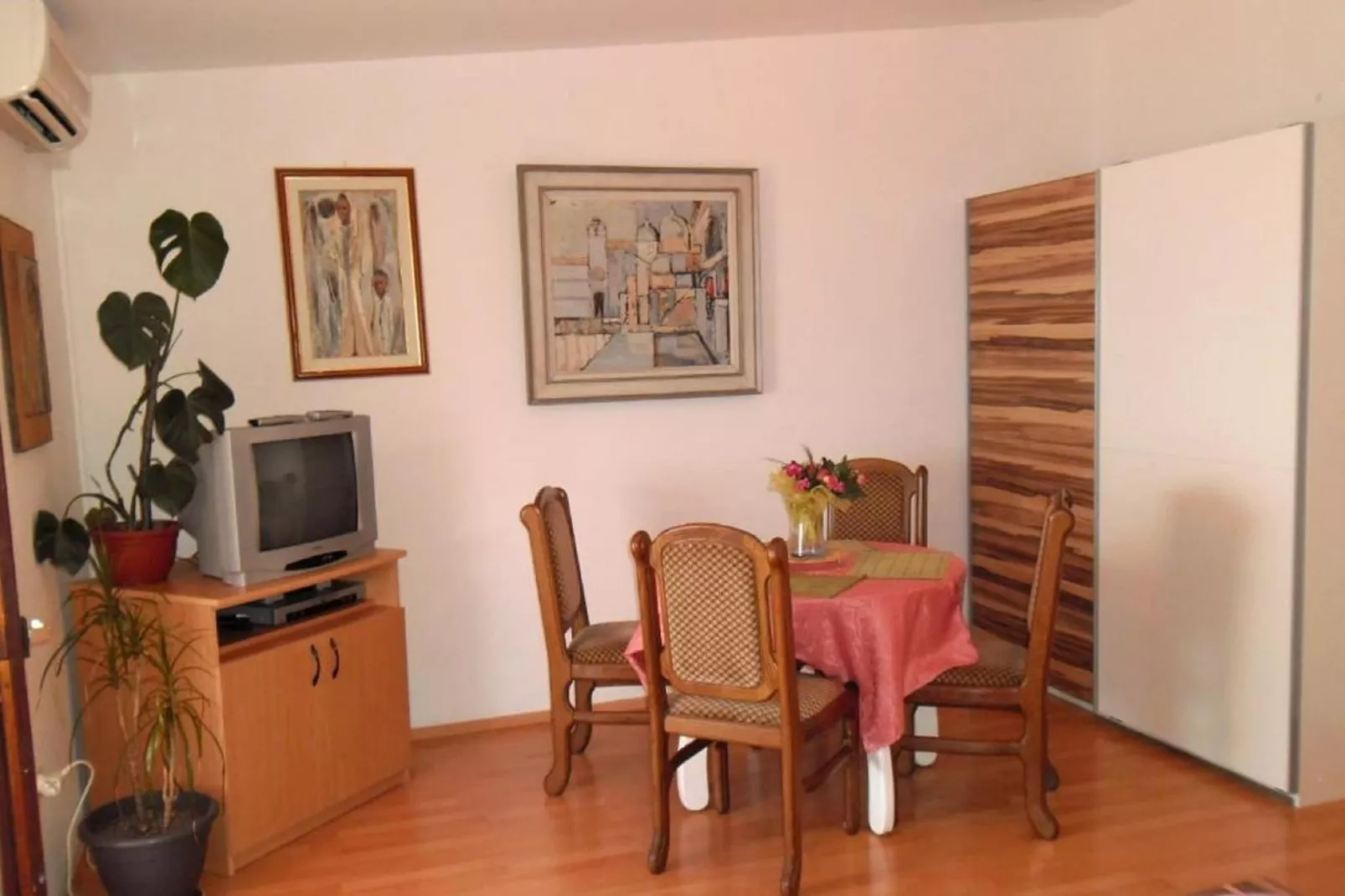 Charming Apartments Kestenovi Dvori - Two Bedroom Apartment (A1)