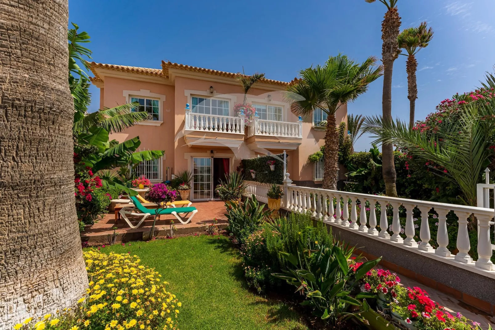 Delfin 14 Vista Jardin 2d