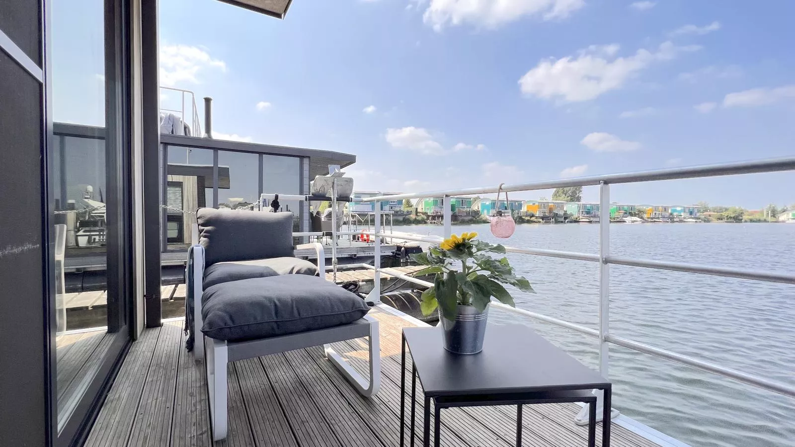 Jopies Houseboat-Terrasbalkon