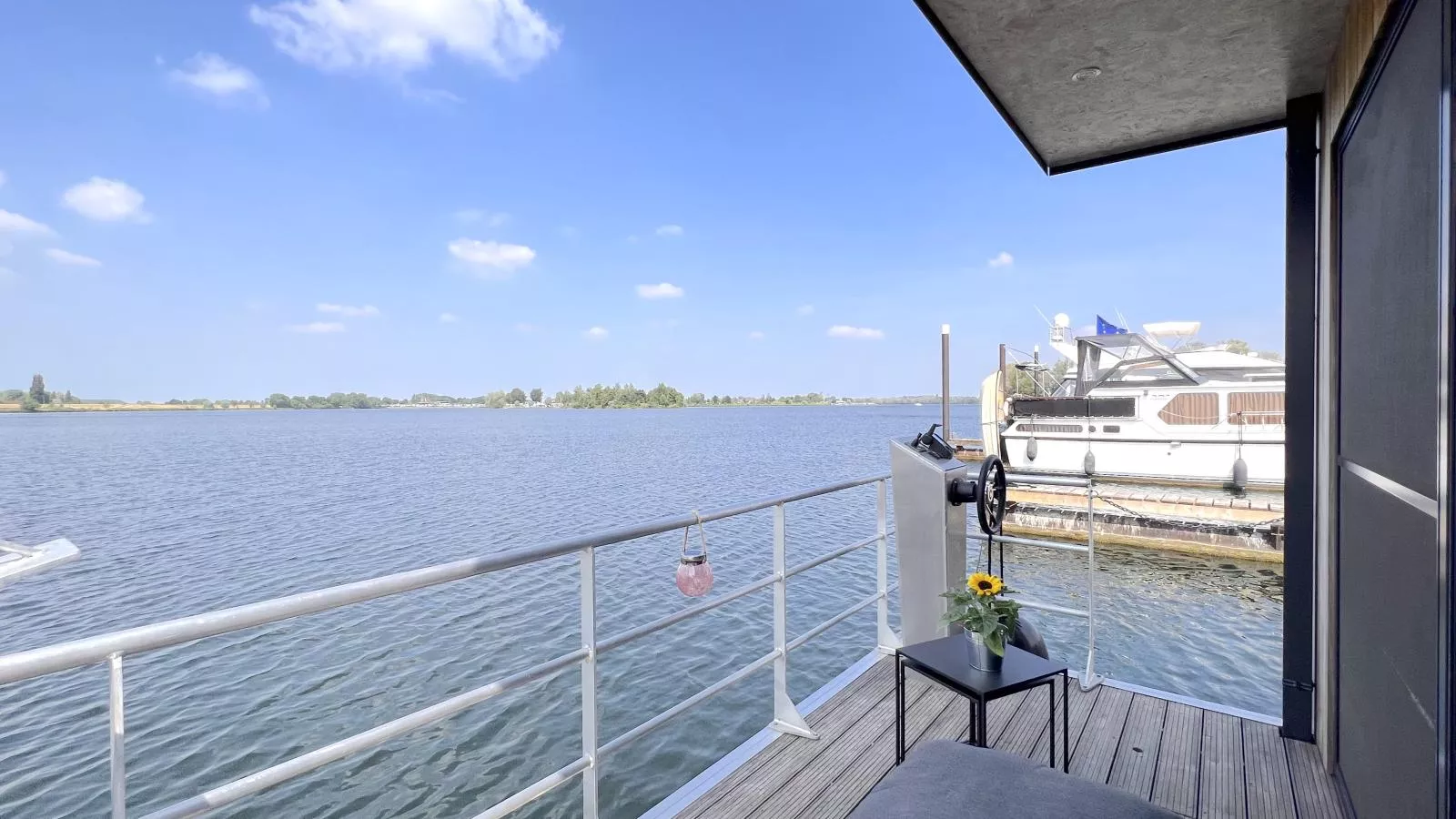 Jopies Houseboat-Terrasbalkon