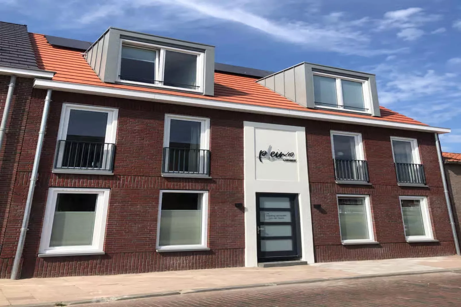 Plein 40 Lodge 14 - New - Buitenkant zomer