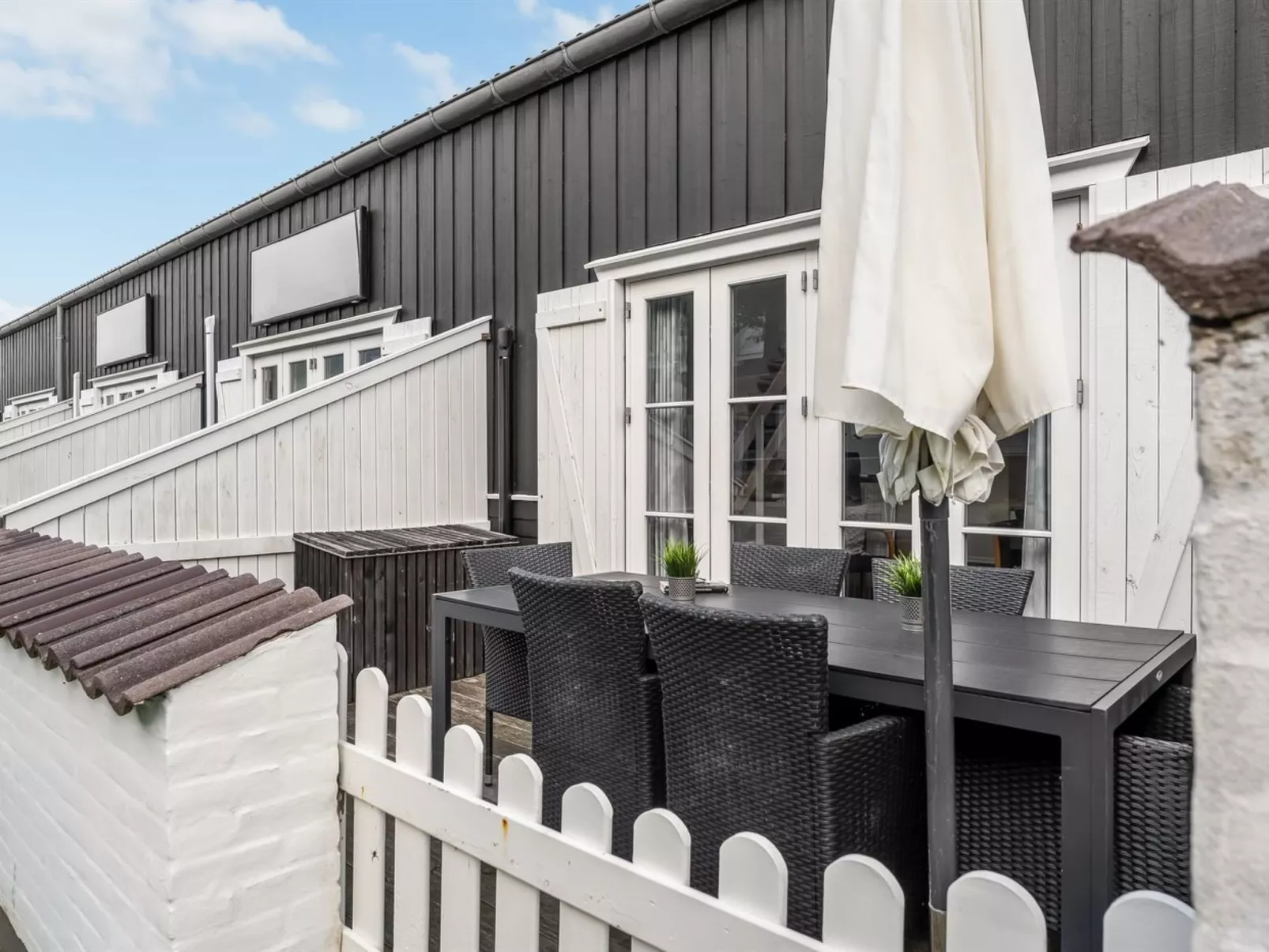 "Epiphania" - 100m to the fjord