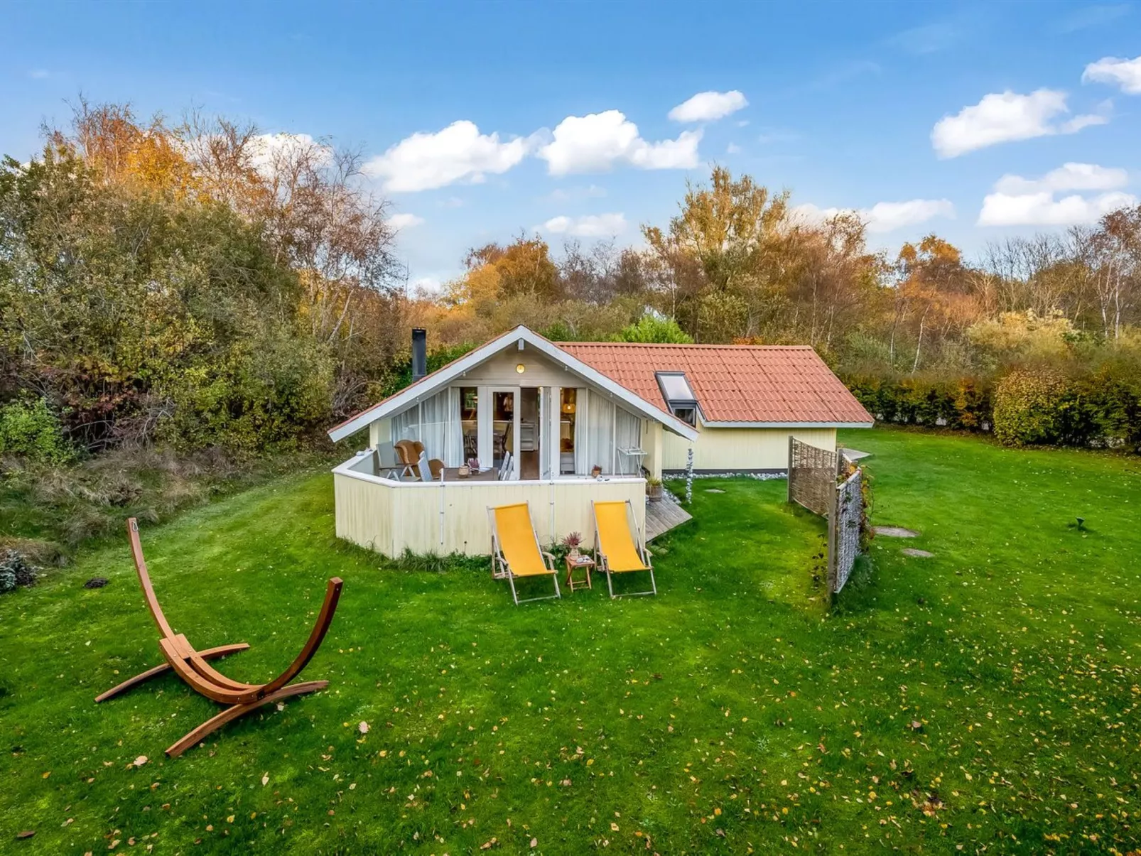 "Lenny" - 500m from the sea