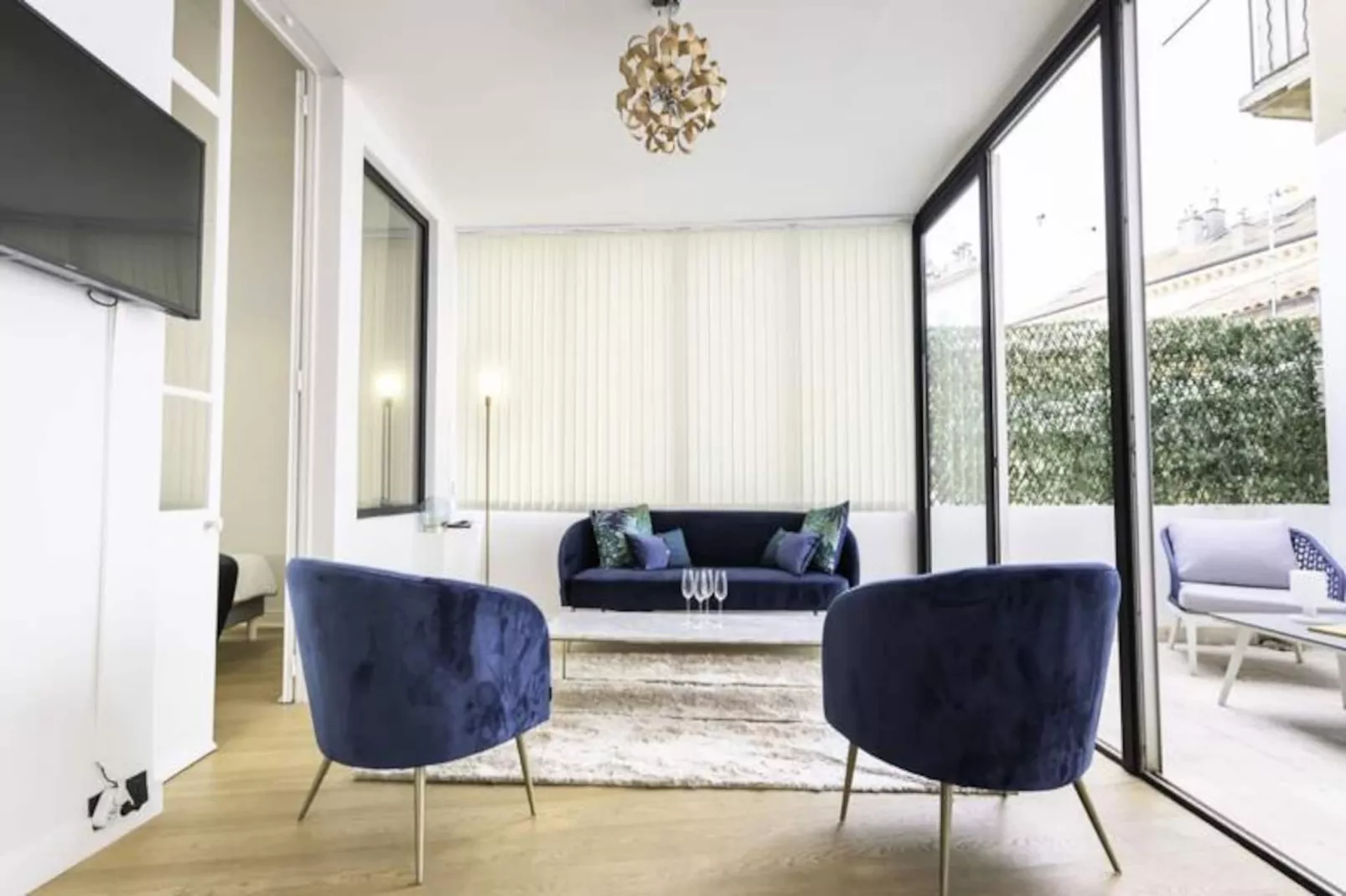 Résidence 3p Moderne Avec Terrasse En Plein Coeur De Cannes