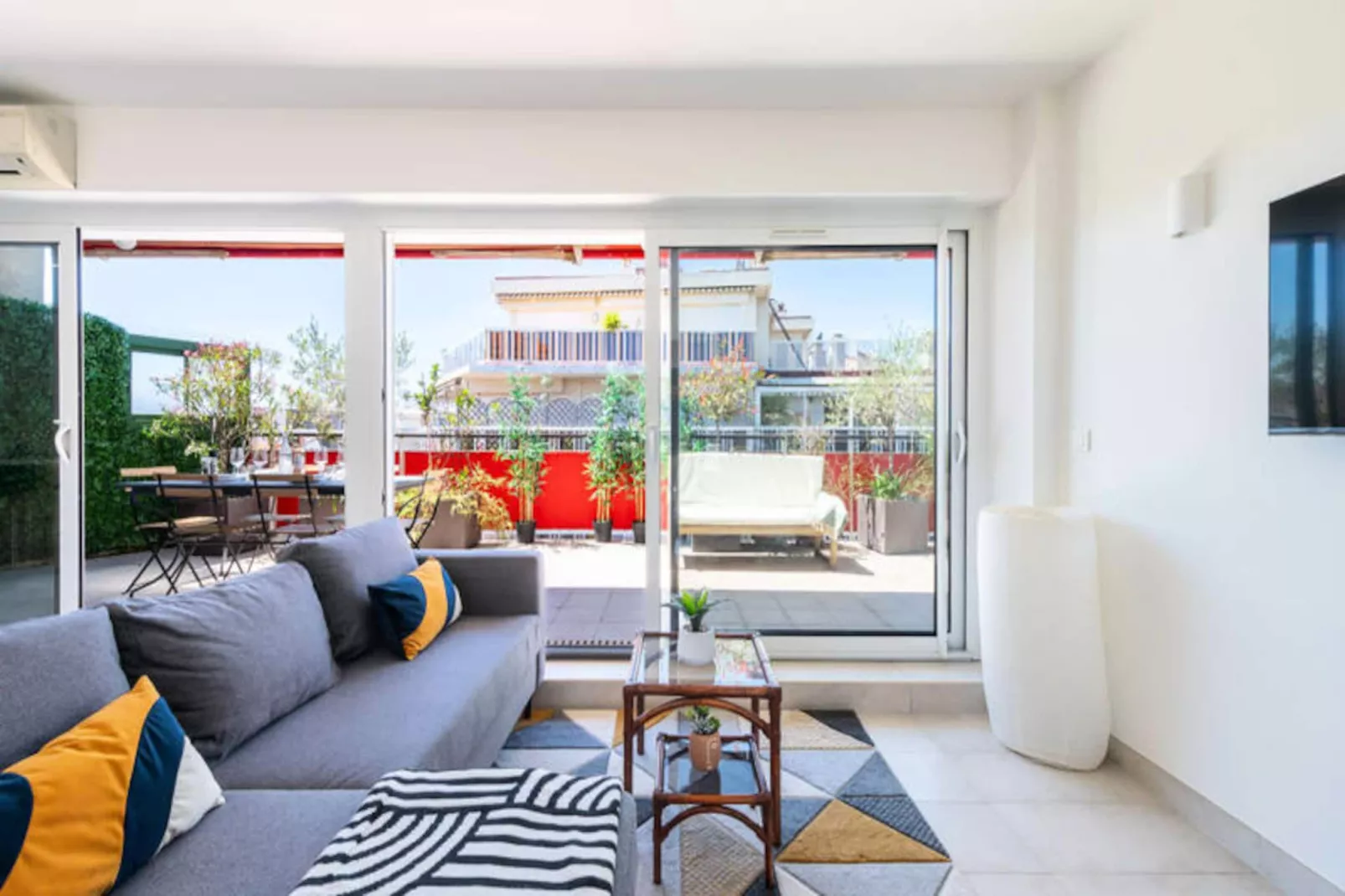 Résidence 2p Terrasse Cannes– Pointe Croisette