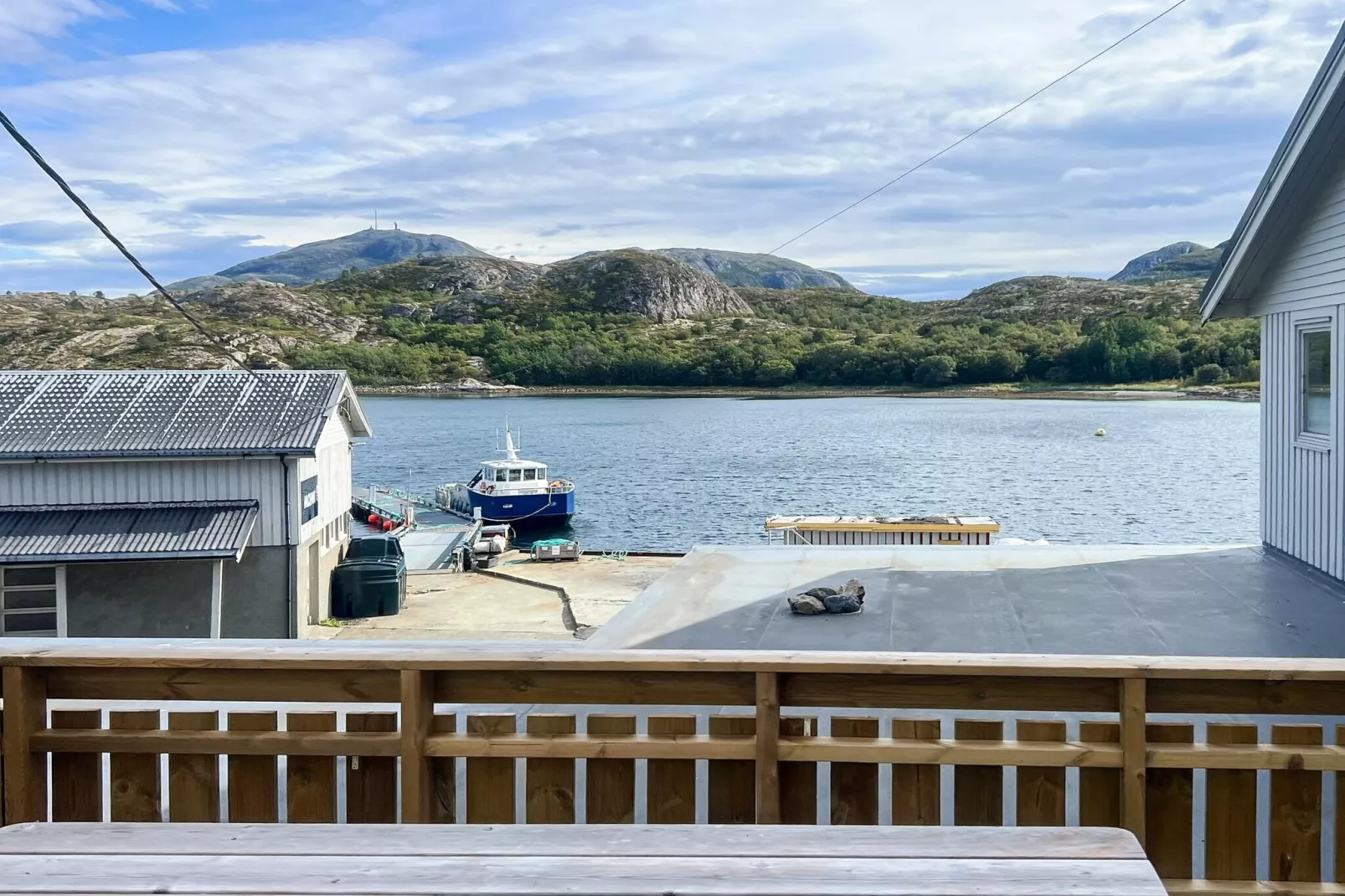 60733 - LITEN BOENHET-Buitenlucht