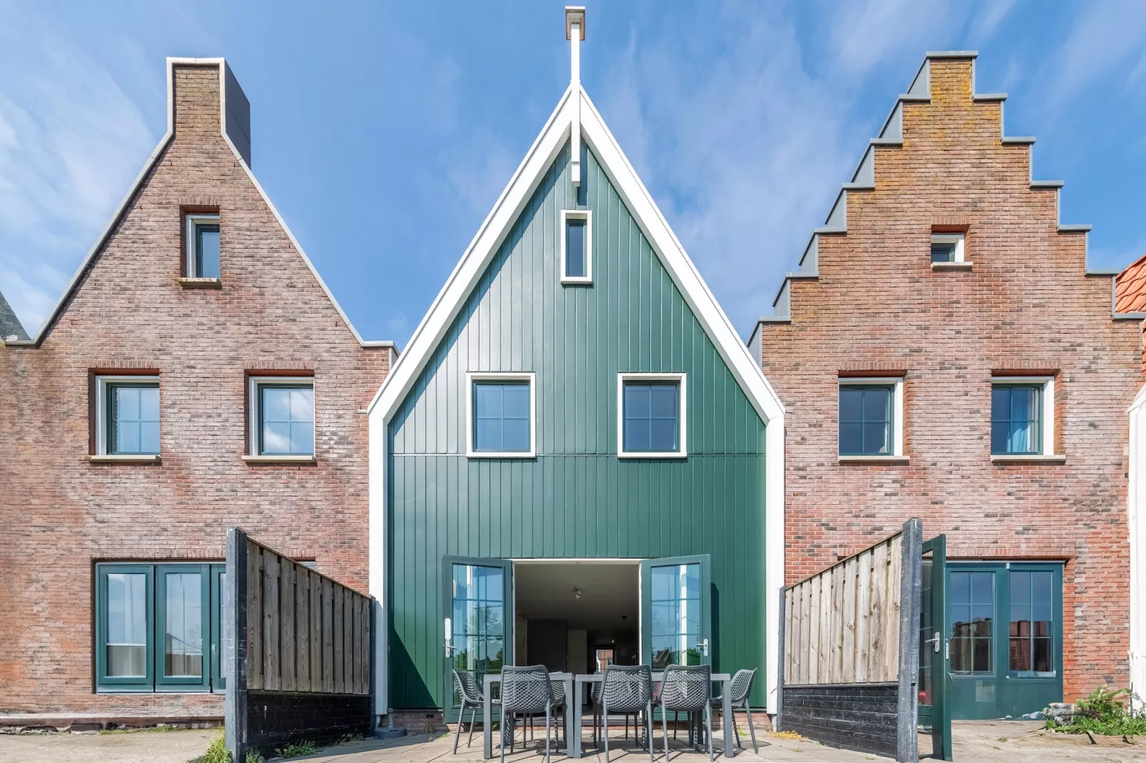 Marinapark Volendam 9-Buitenkant zomer