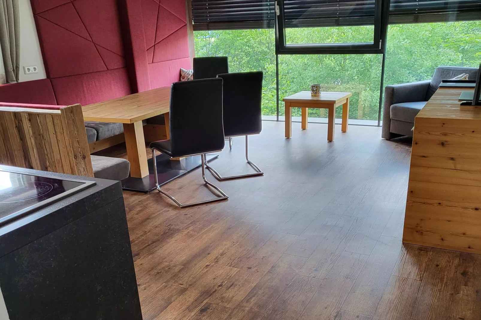 Appartement Tauernfenster-Eetkamer