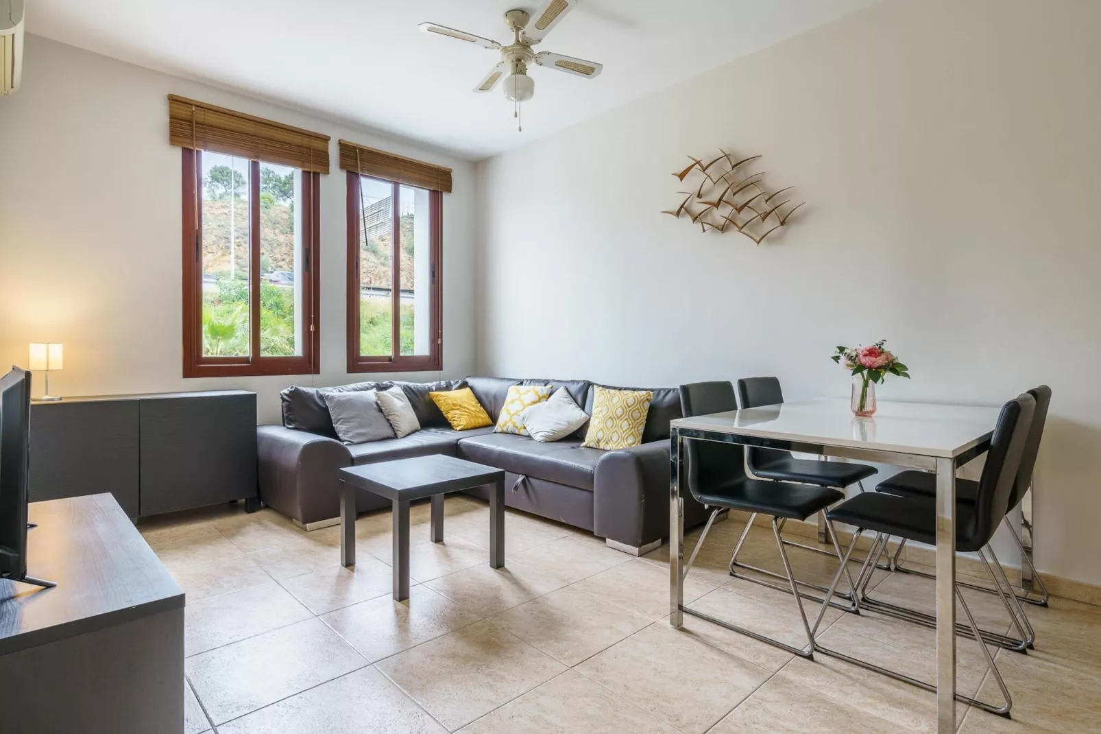 La Cala Boulevard Apartment 2 - CT 143