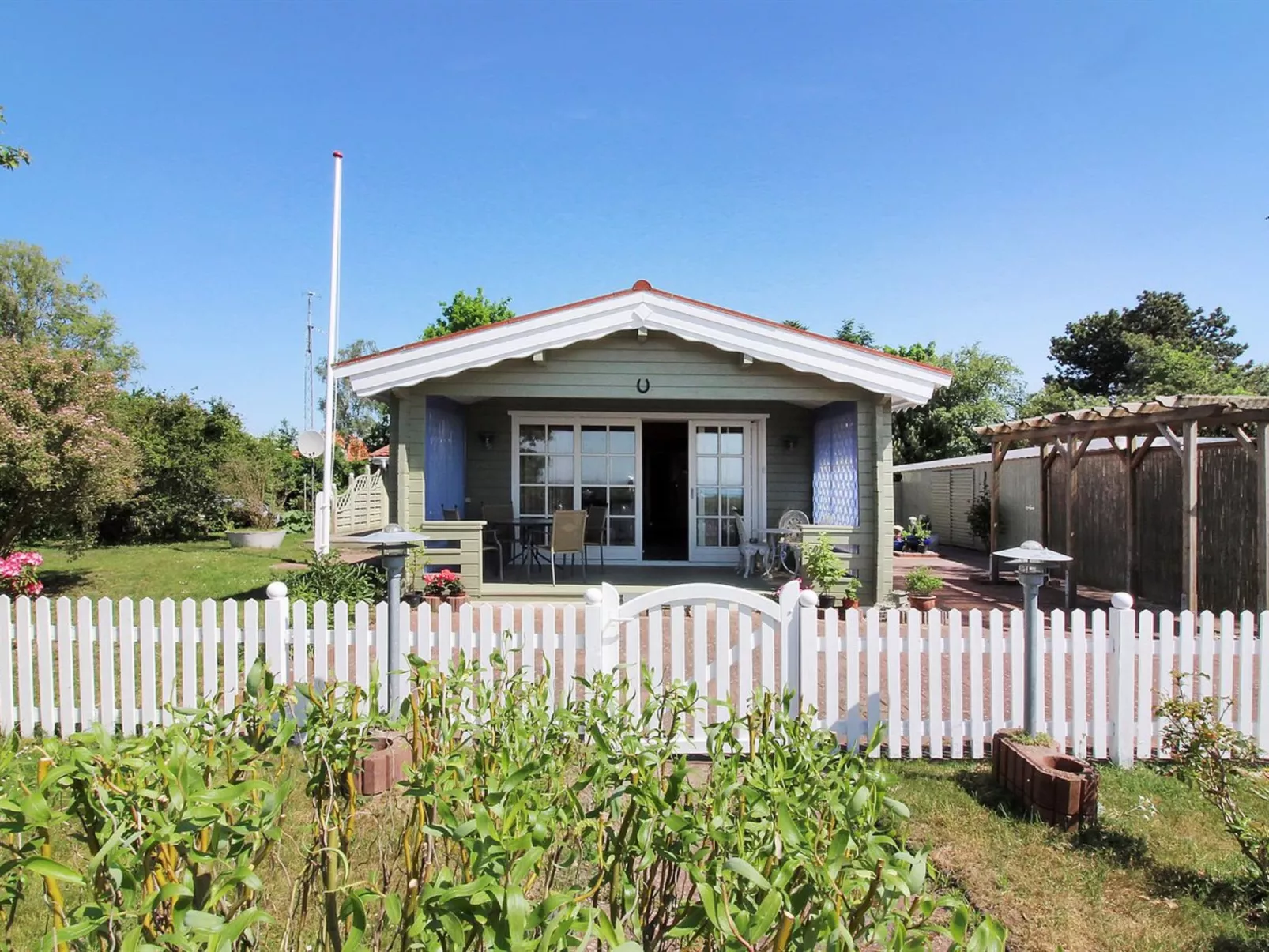 "Enrik" - 123m from the sea