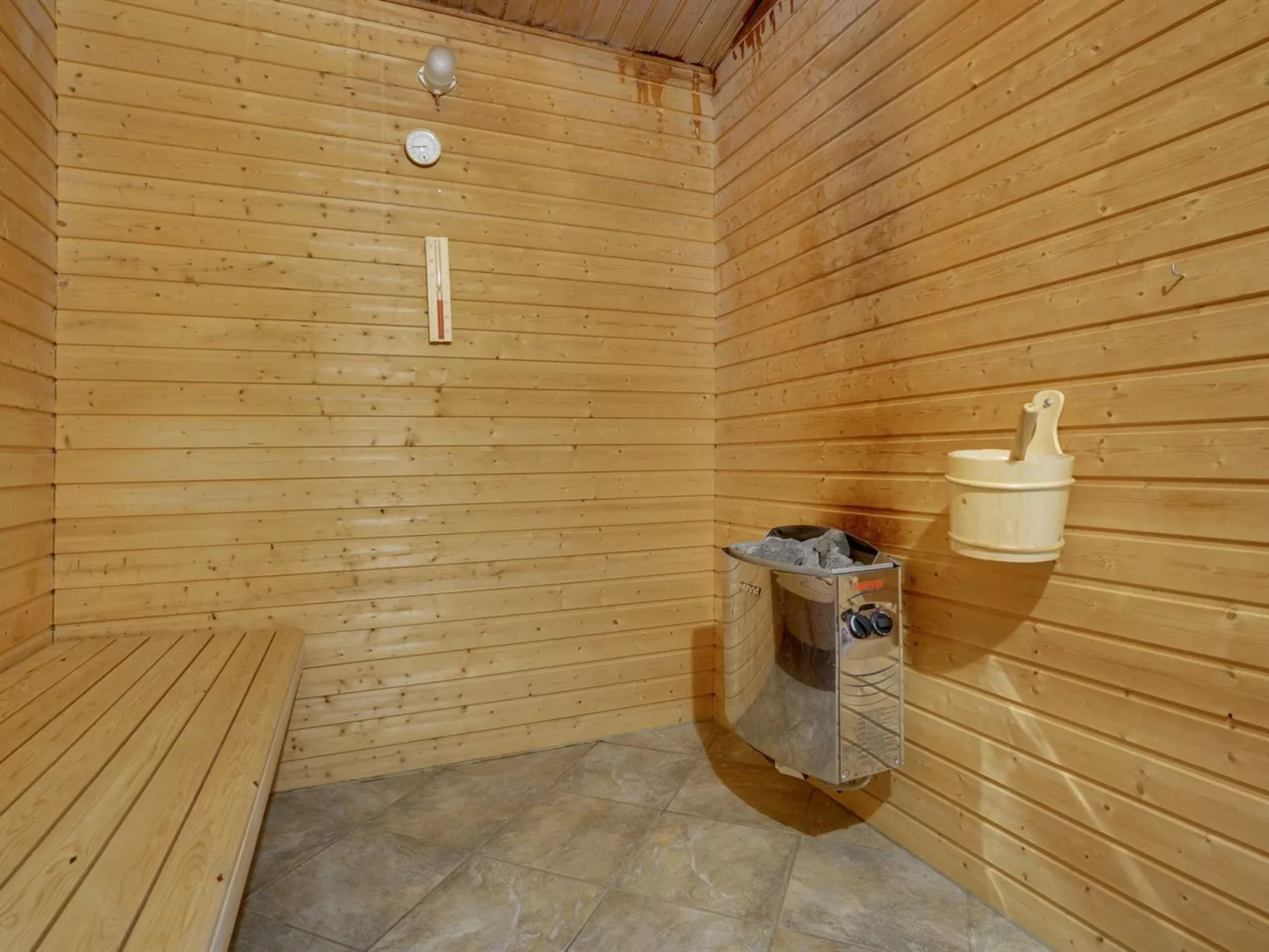 "Nael" - 1.6km from the sea