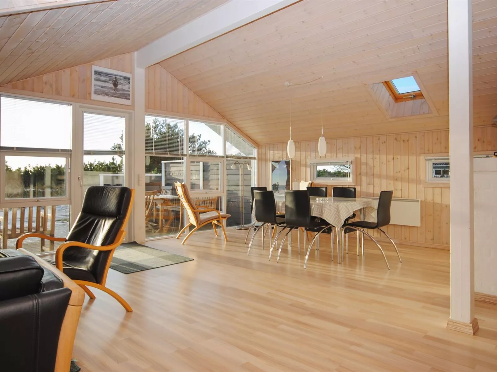 "Laurentia" - 800m from the sea