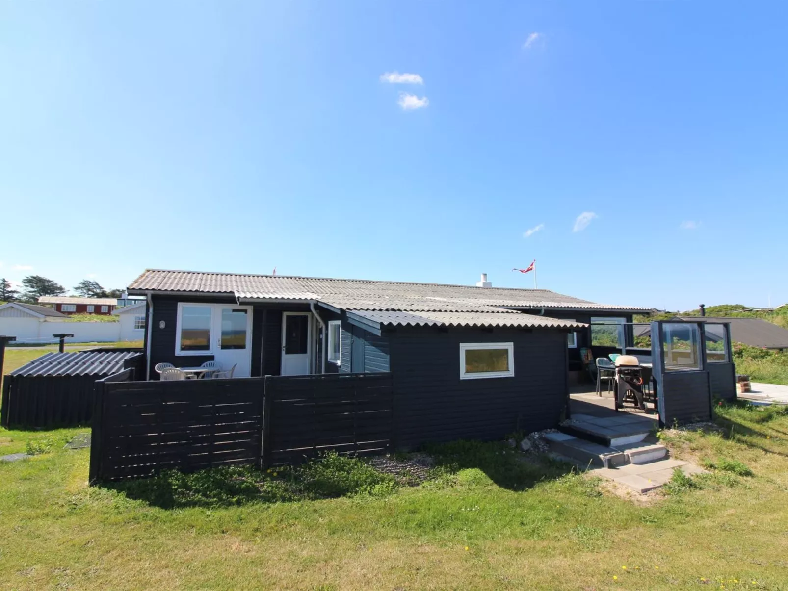 "Ellynor" - 200m from the sea