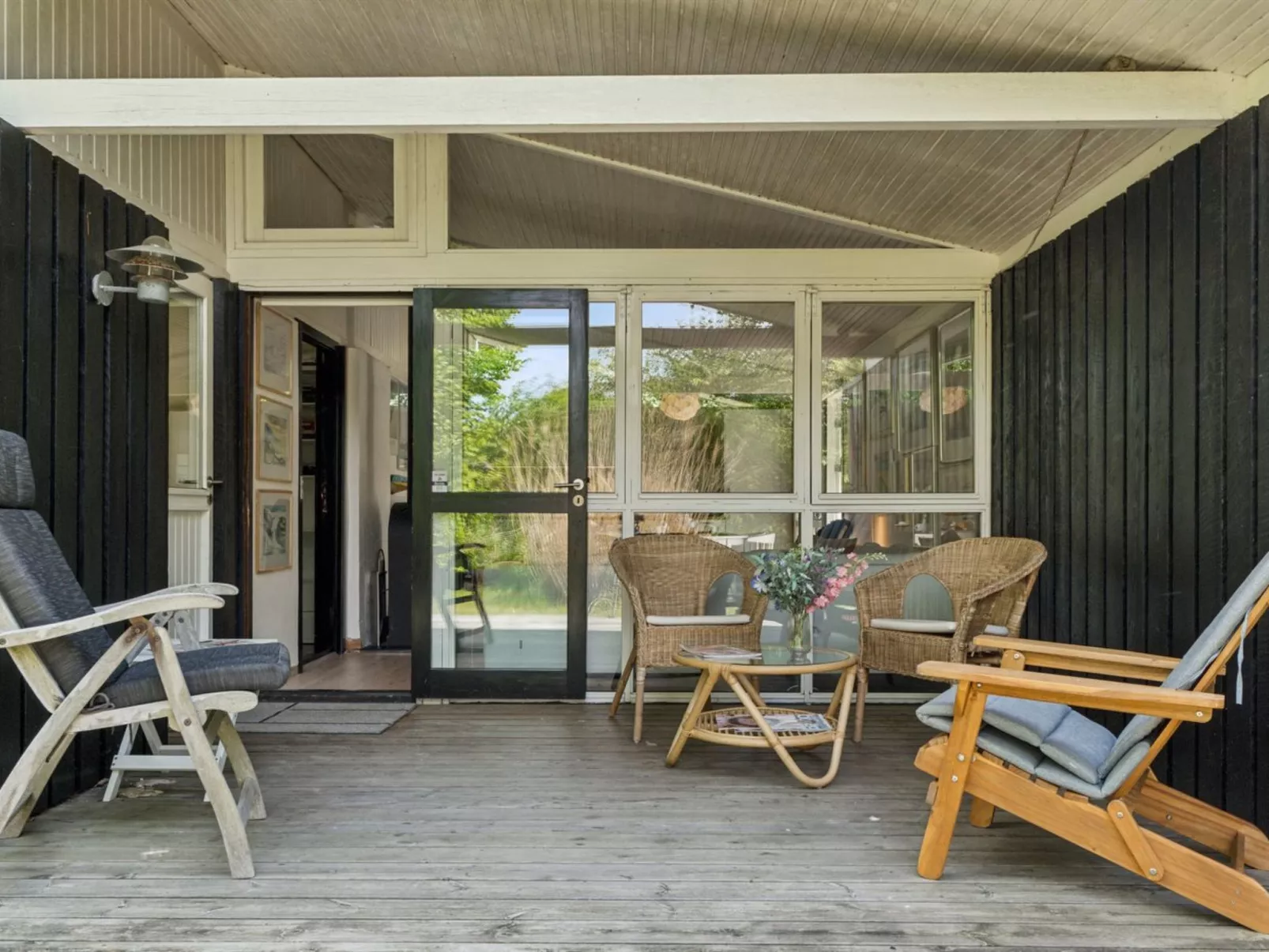 "Ilsabet" - 750m from the sea