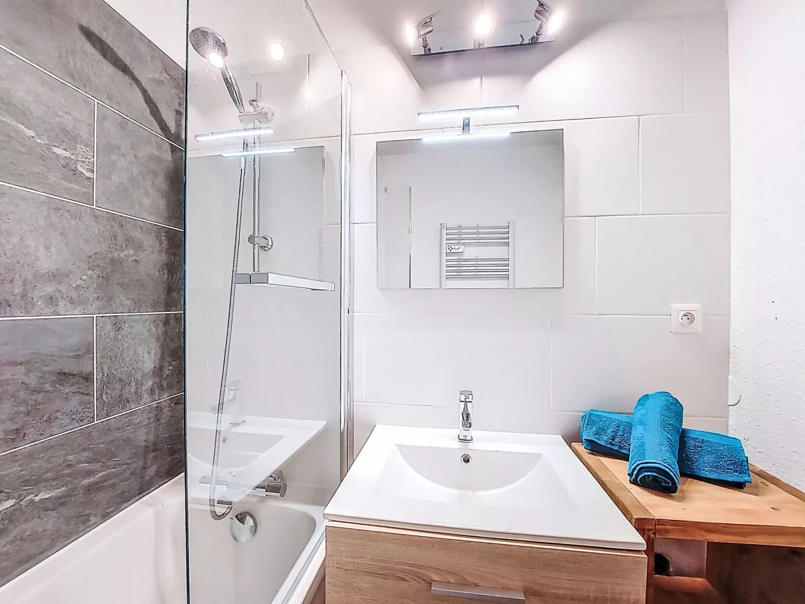 Vostok Zodiaque-Binnen