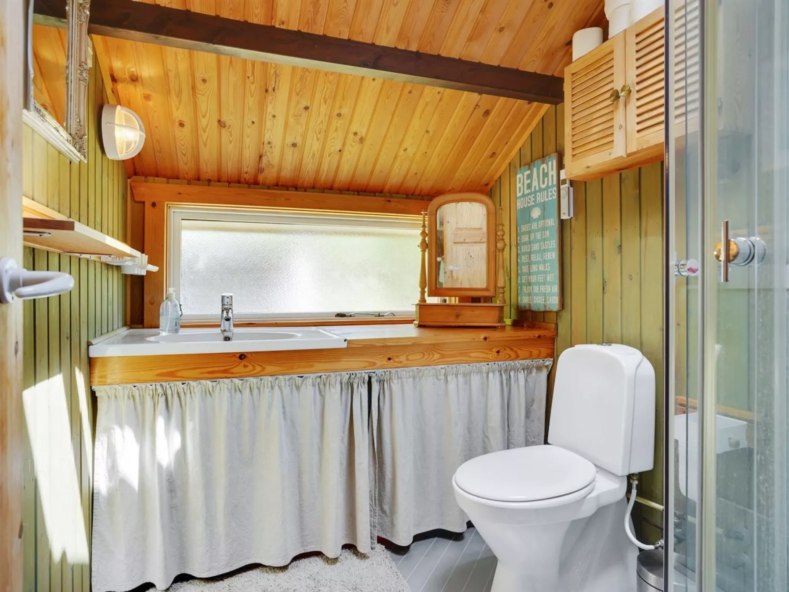 "Herlek" - 200m from the sea