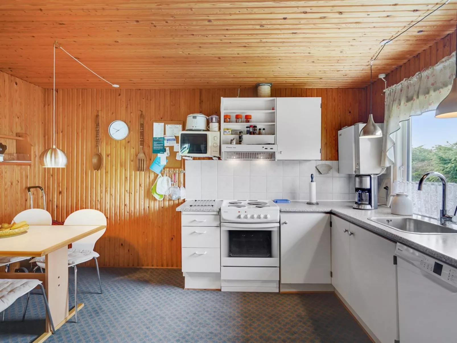 "Thorgarth" - 1.2km from the sea