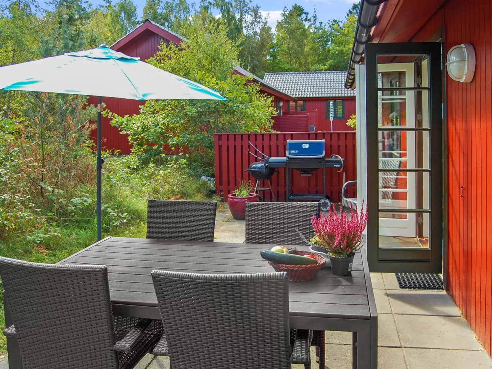 "Ulla" - 300m from the sea