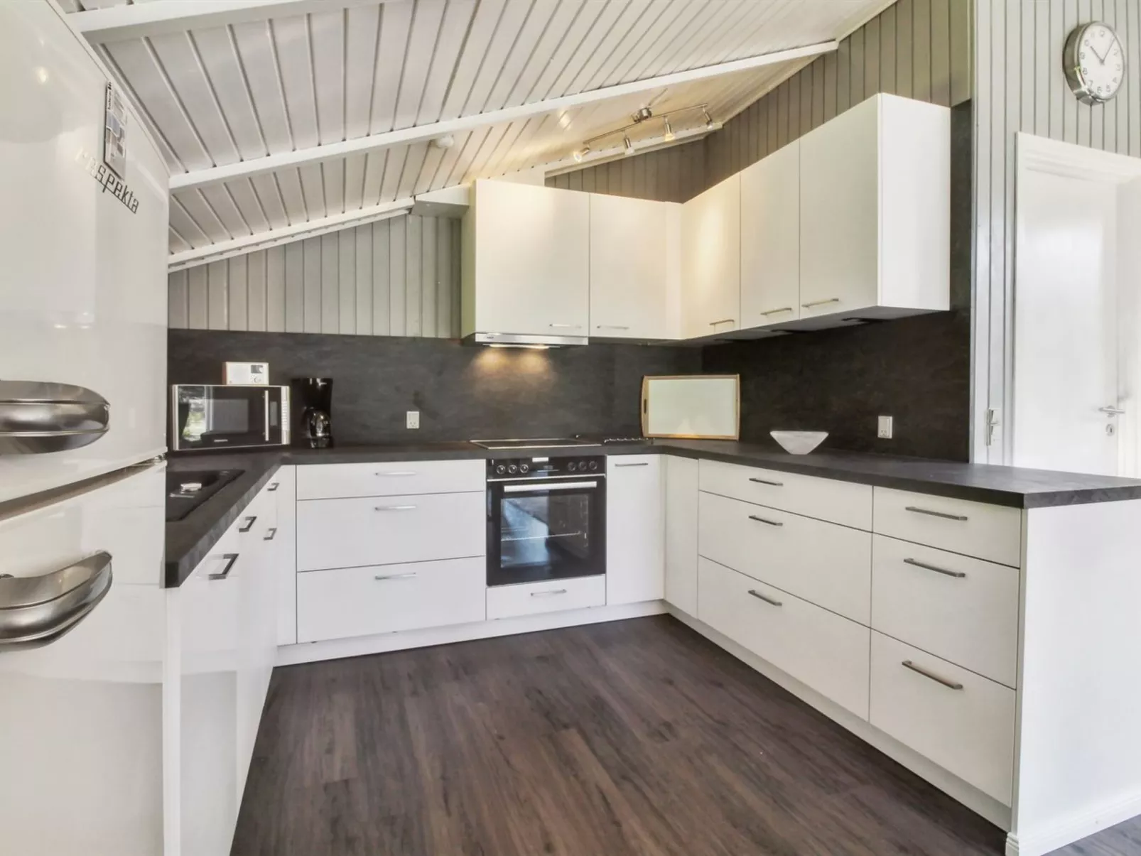 "Cajsa" - 1.5km from the sea