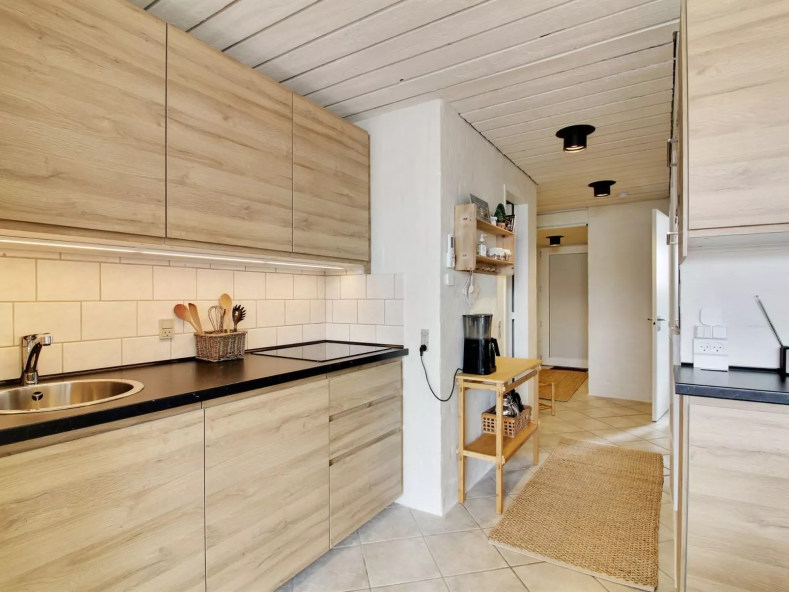 "Ulpu" - 500m from the sea