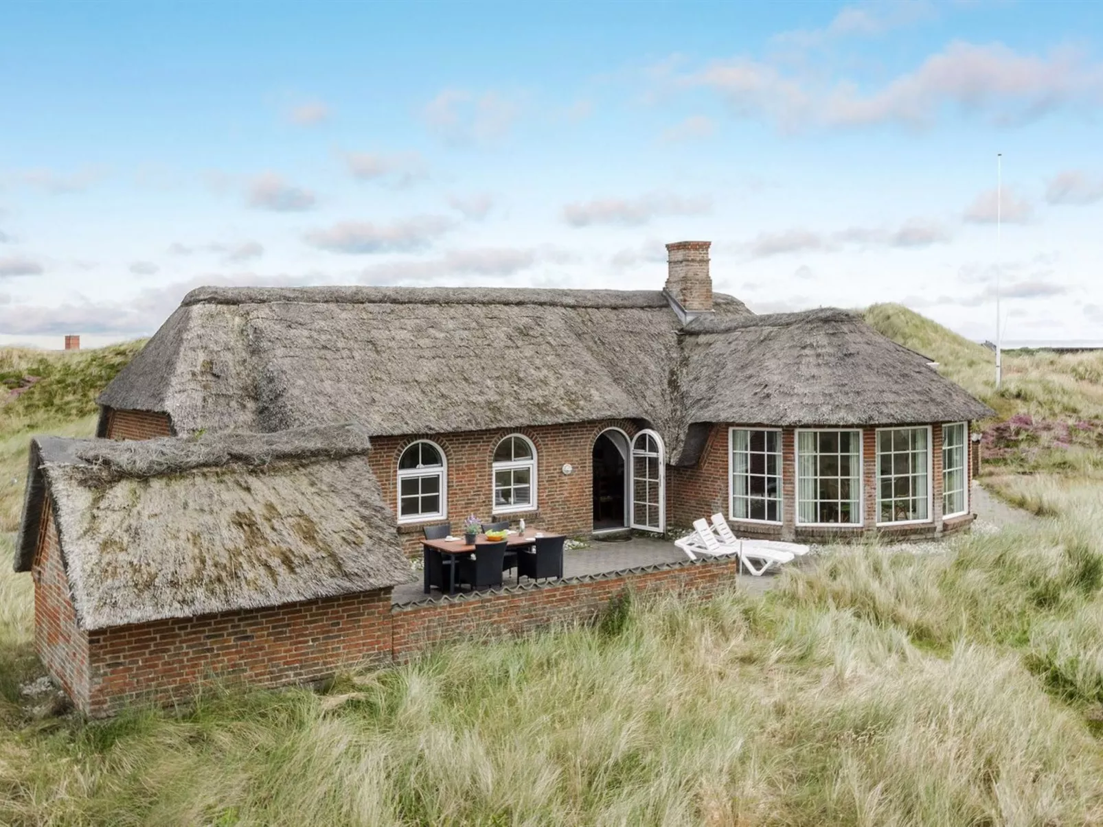 "Aslaug" - 500m from the sea