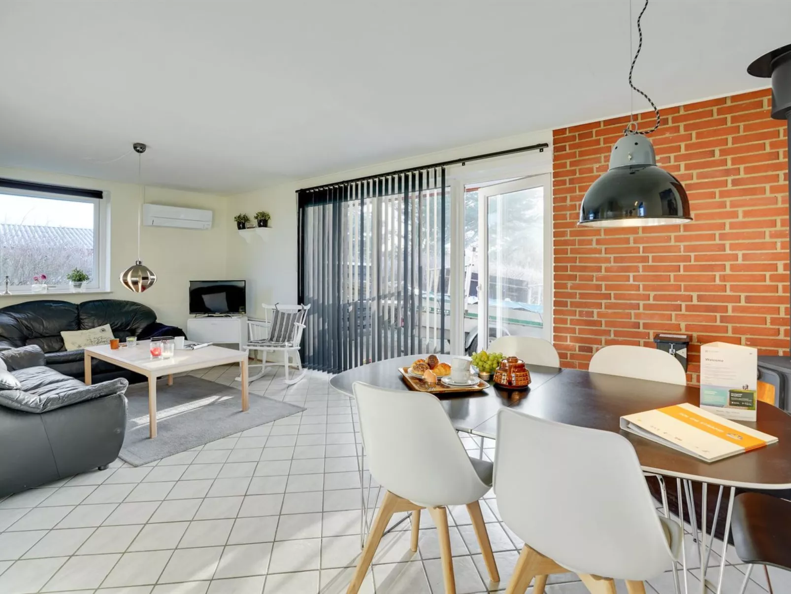 "Dværg" - 350m from the sea