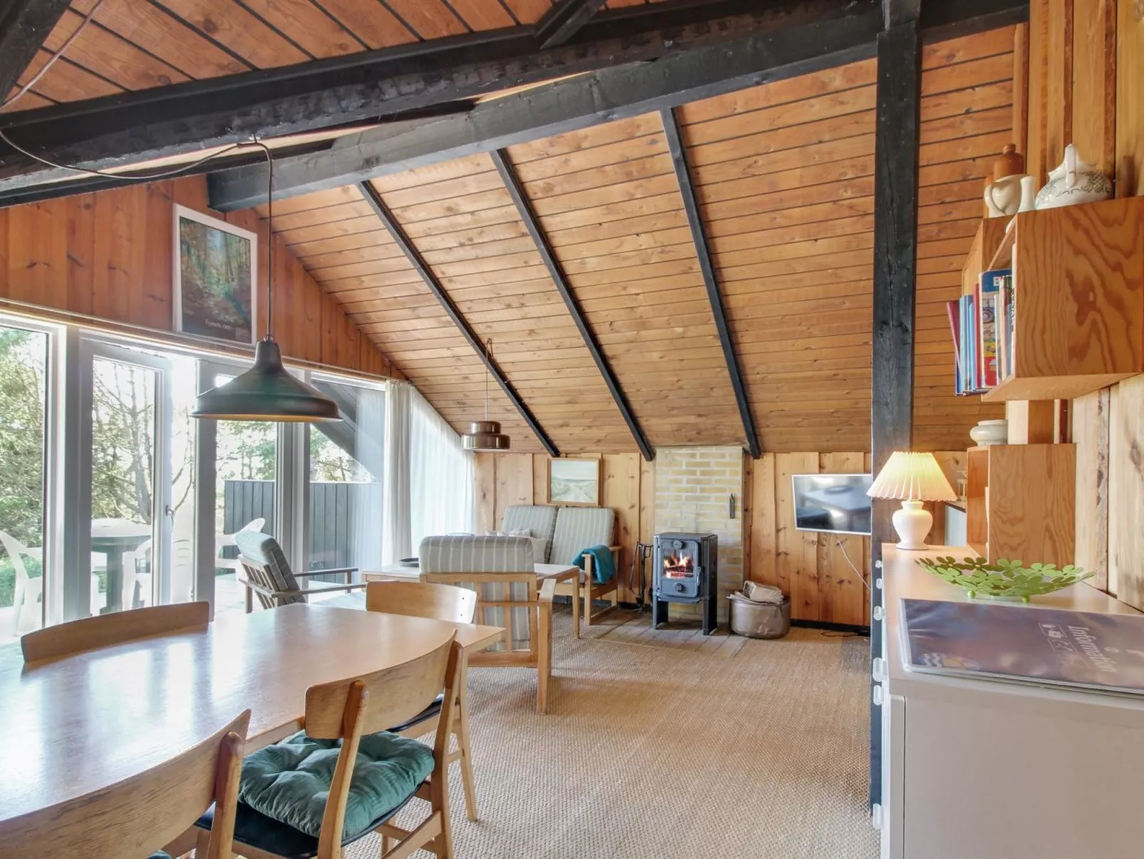 "Ernst" - 700m from the sea