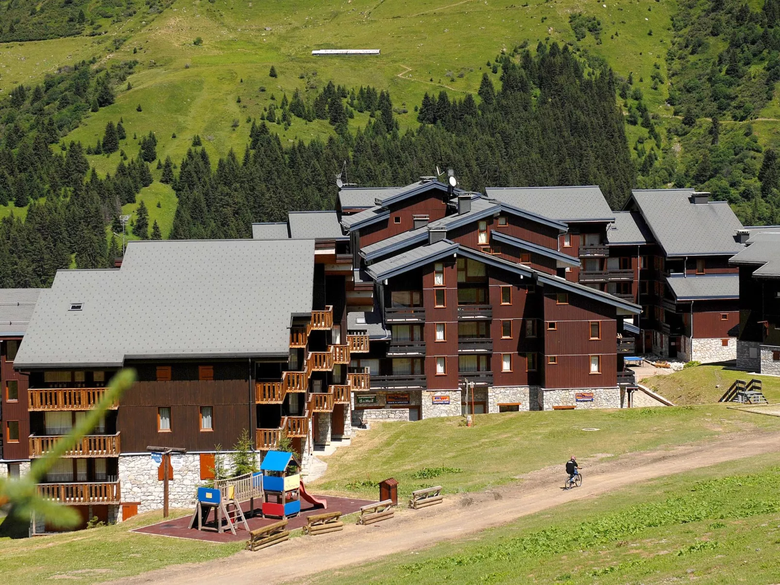 Odalys Essentielle Le Hameau du Mottaret-Buiten