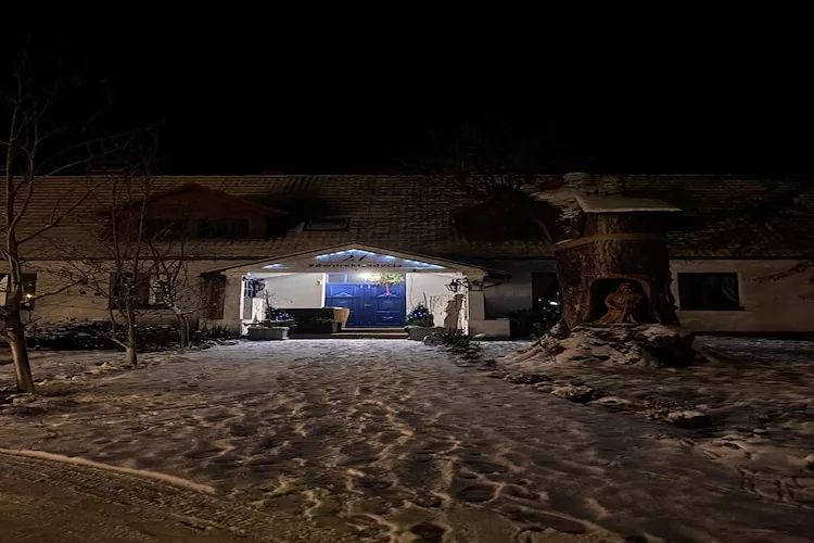 Dworek w Bełcznej-Exterieur winter