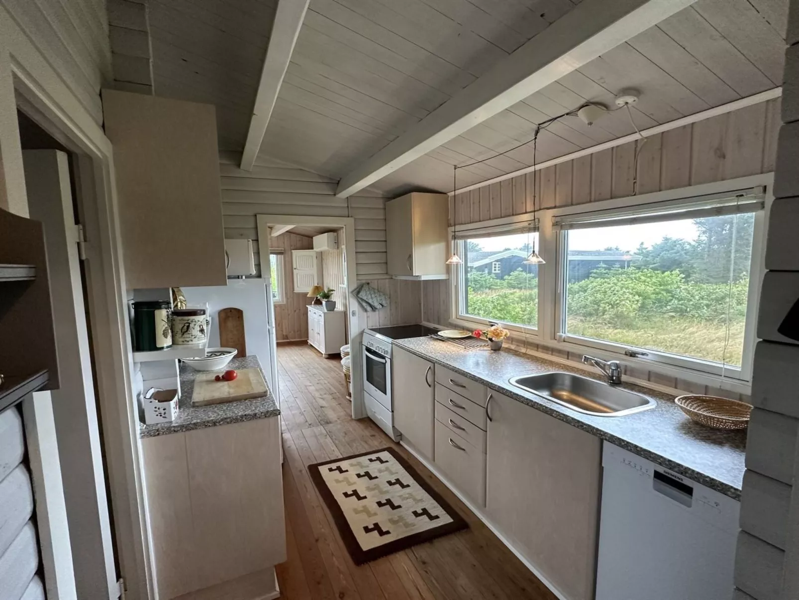 "Freding" - 450m from the sea