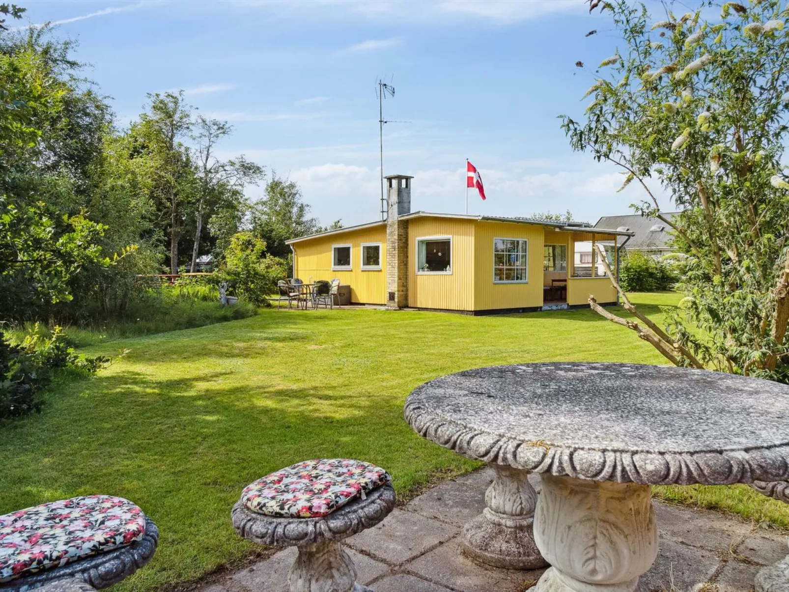 "Aslak" - 600m from the sea