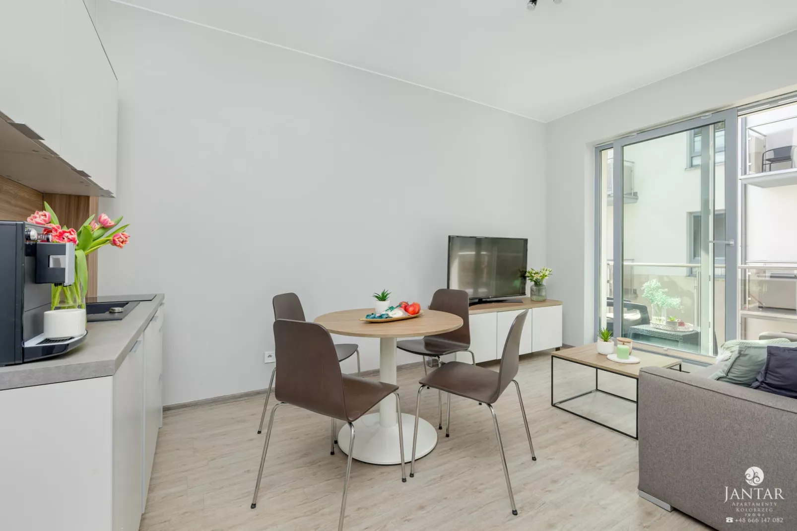 Apartament Grunwaldzka 12d/13 Pobierowo-Woonkamer