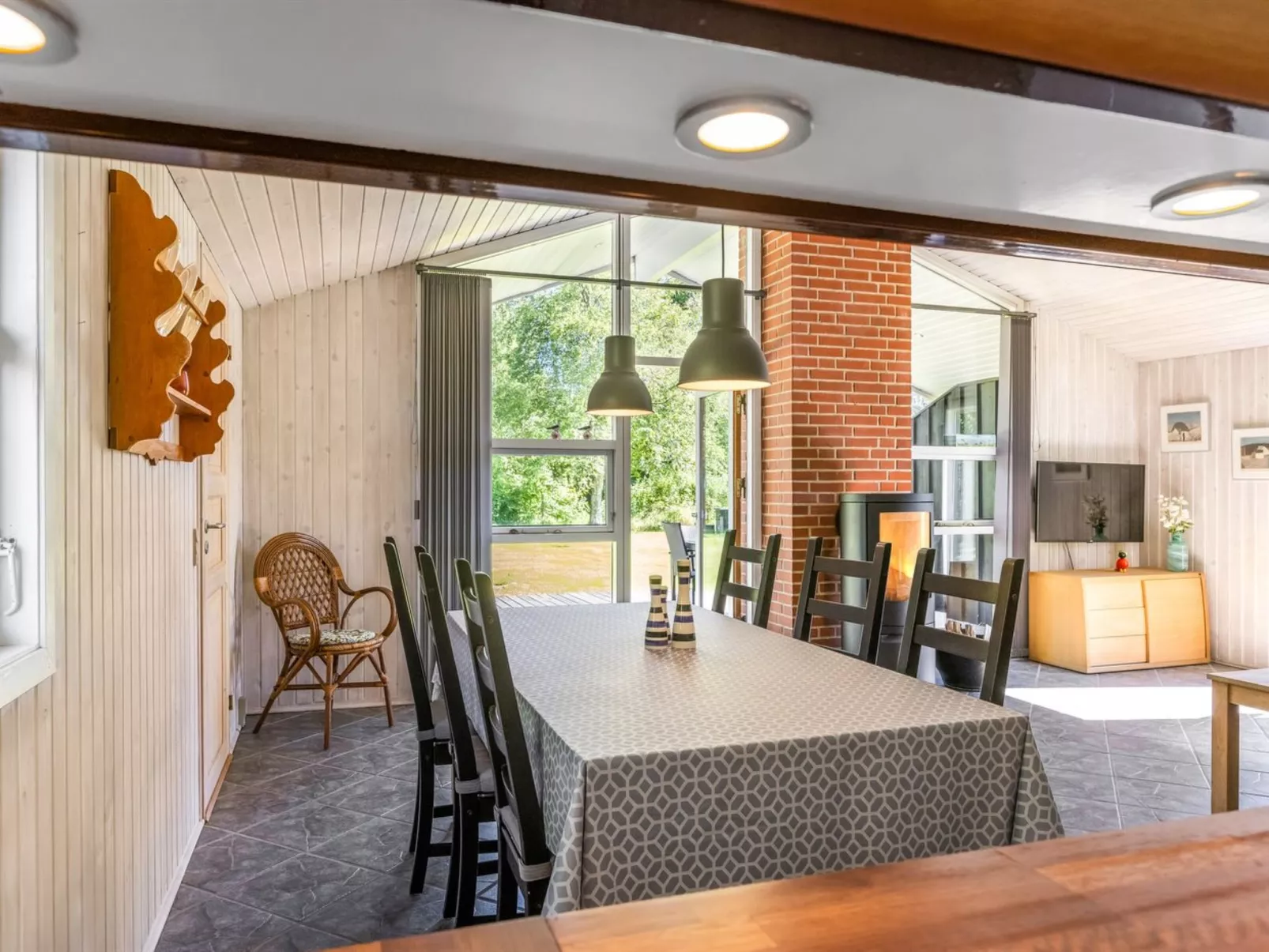 "Olli" - 600m from the sea