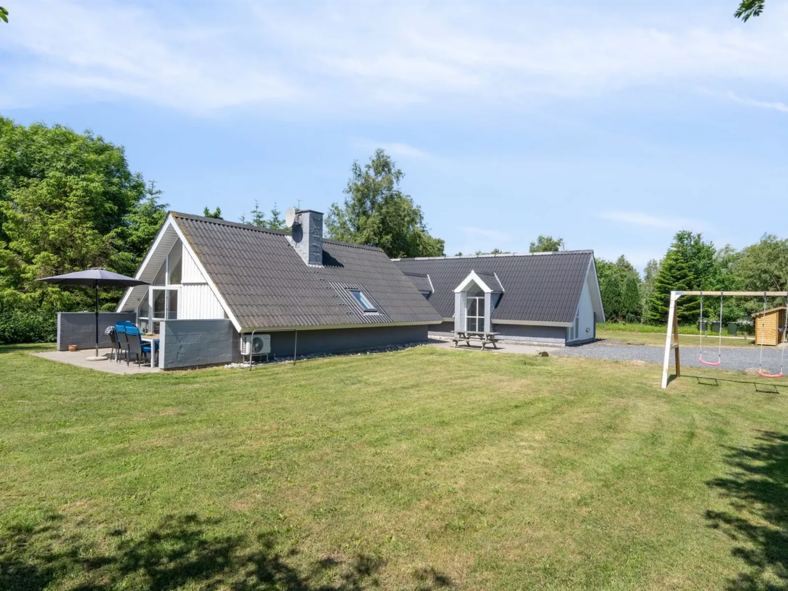 "Ardan" - 450m from the sea