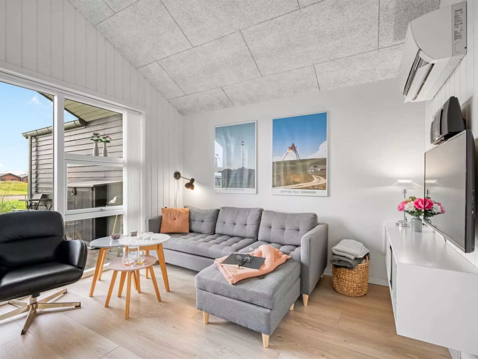 "Antonelle" -  from the sea